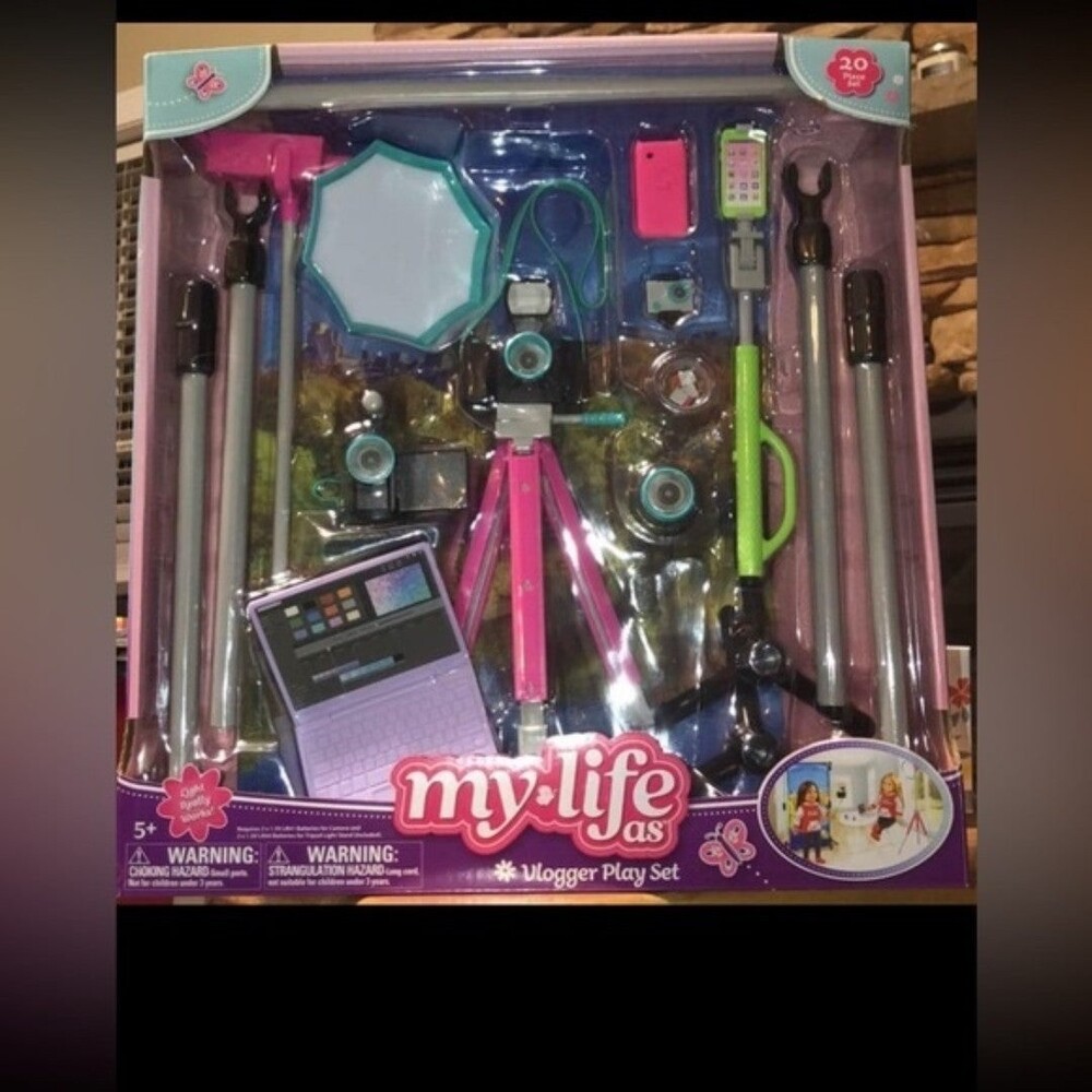 My Life as 20pc Vlogger Play Set NEW NIB
